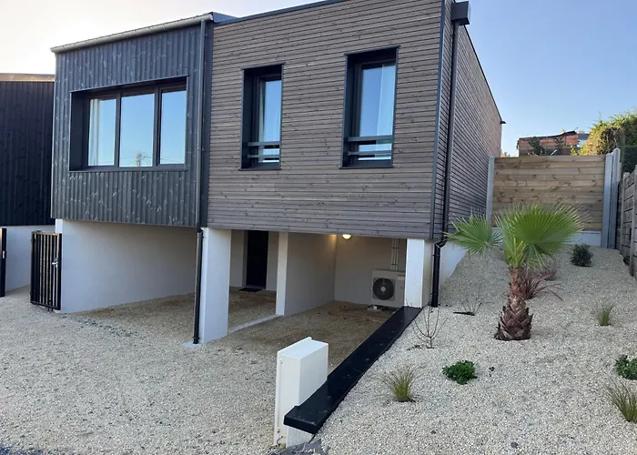 Des Pontons - Cap Ouest - Vue Saint-Côme-de-Fresné